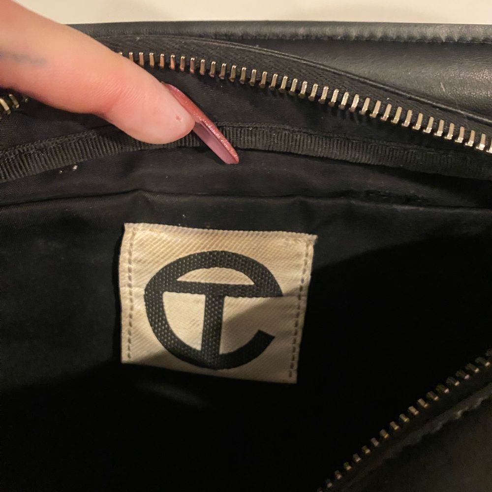 Authentic Telfar Logo Bag - Picture 8 of 10